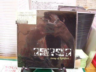 【EP】アイロニー・オブ・ライトフット/WARZERO TWO FIVE DASHSEVEN